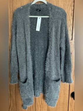 NWT Women’s Fuzzy Open-Front Cardigan Sweater in Gray - Soft Layering Grey
